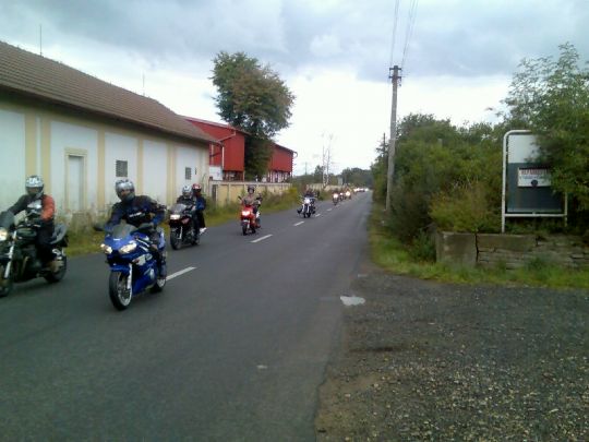 7030969_4.jpg