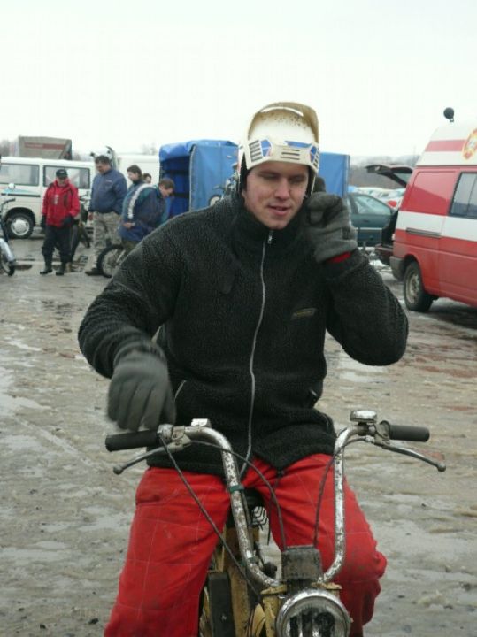 19183404_4.jpg